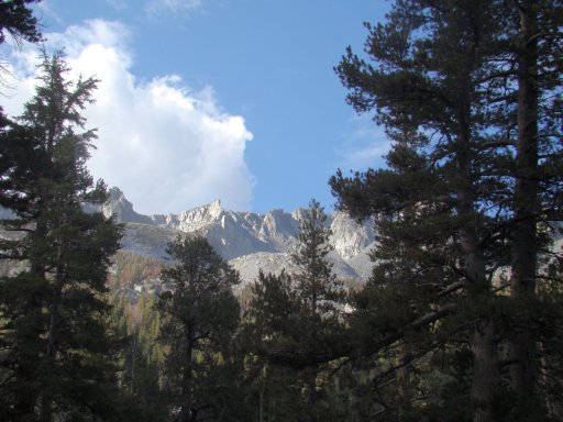 Three-Lake-Hike-in-John-Muir-Wilderness-02
