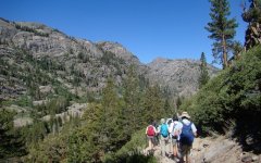 Agnew-Meadows-to-Shadow-Lake-hike-02