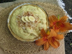 1-Denises-Banana-Cream-Icebox-Pie-with-Toasted-Coconut