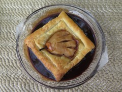 1-Pear-in-Puff-Pastry-with-Chocolate-Praline-Liqueur-Sauce
