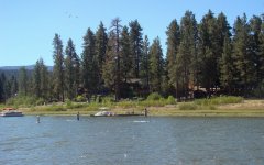 Boating-in-Big-Bear-Lake-02