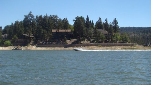 Boating-in-Big-Bear-Lake-24