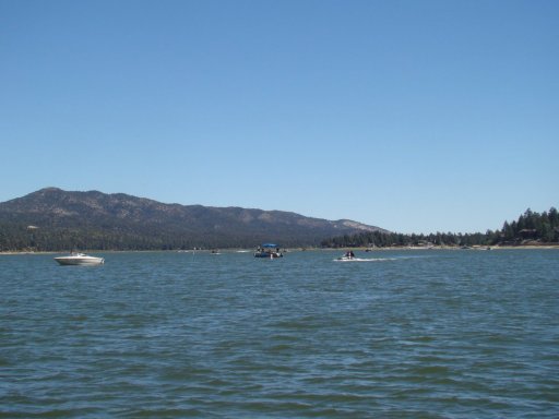 Boating-in-Big-Bear-Lake-33