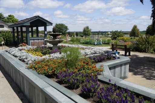Cedar-Valley-Arboretum-and-Botanic-Gardens-08
