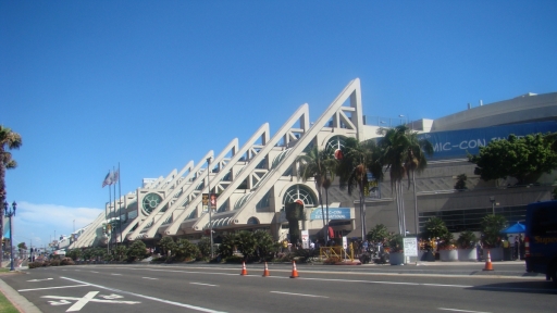 Comic-con-Takeover-of-San-Diego-08