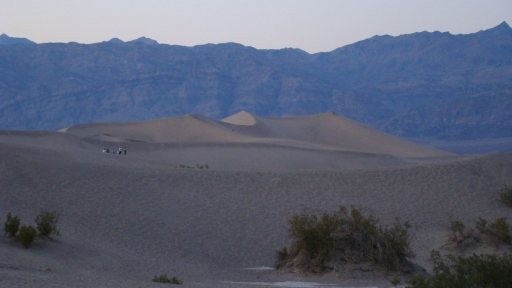 Death-Valley-Badlands-08-Stovepipe-Wells