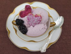 Brandied-Blackberry-Ice-Cream-2-IMG_2731_1