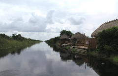 Airboat hut IMG_4338.JPG
