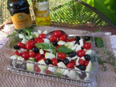 Tomato-and-Cucumber-Salad-1-IMG_7285_1