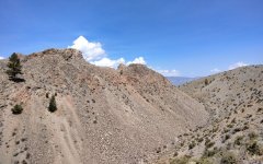 Hiking-Around-Panum-Crater-17