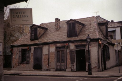 Holidays-in-Louisiana-03-New-Orleans