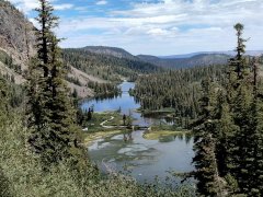Twin-Lakes-in-the-Mammoth-Lakes-Basin-02