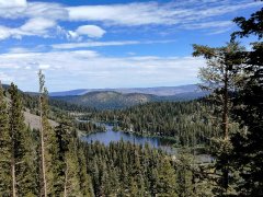 Twin-Lakes-in-the-Mammoth-Lakes-Basin-04