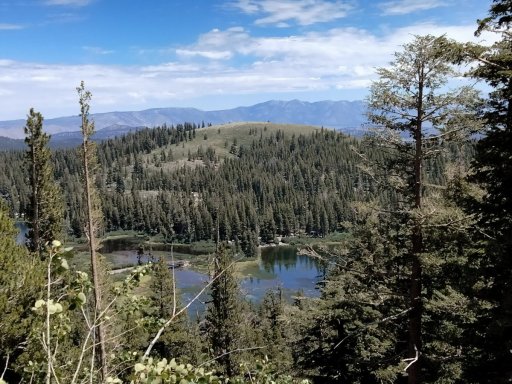 Twin-Lakes-in-the-Mammoth-Lakes-Basin-05
