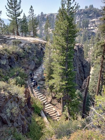 Hike-to-Rainbow-and-Lower-Falls-2025-20