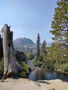 Hike-to-Rainbow-and-Lower-Falls-2025-37