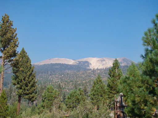 Hike-to-Rainbow-and-Lower-Falls-2025-39