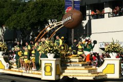 University_of_Oregon_Float_Rose_Parade_2010c