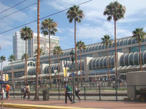 Sights-Around-ComicCon-2022-18