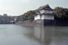 Springtime-in-Japan-43-Tokyo-Imperial-Palace