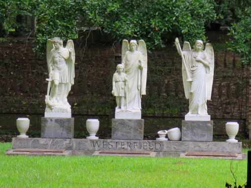 Grace Episcopal Church in St Francisville - IMG_1042_1