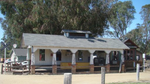 Antique-Gas-and-Steam-Engine-Museum-02
