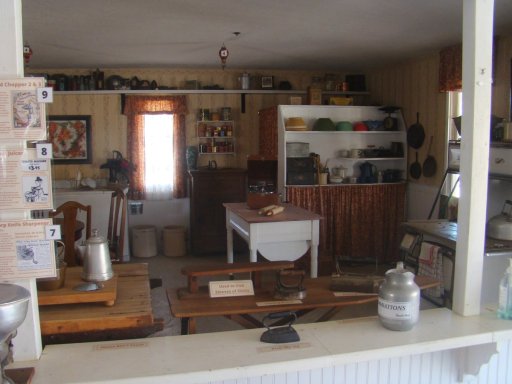Antique-Gas-and-Steam-Engine-Museum-08