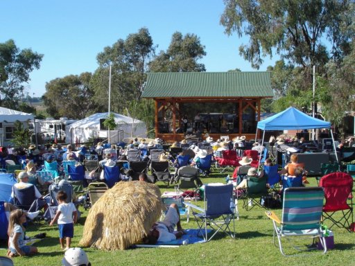Summergrass-01