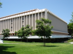 UC-Irvine-Campus-21-Langson-Library