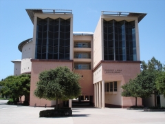 UC-Irvine-Campus-29-Ayala-Science-Library