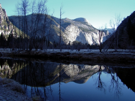 Yosemite-Valley-01-reflection-North-Dome